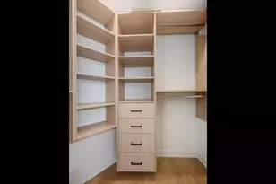 3721 N Kenmore Ave, Chicago, IL 60613 - Photo 13