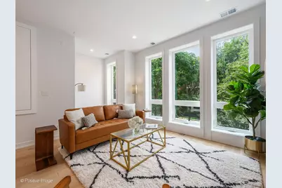 3721 N Kenmore Avenue #2, Chicago, IL 60613 - Photo 5