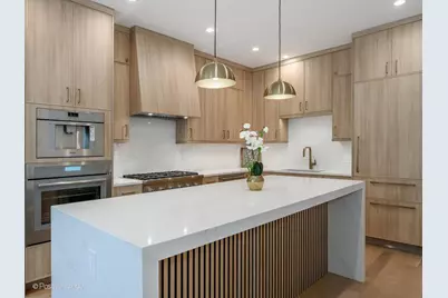 3721 N Kenmore Avenue #2, Chicago, IL 60613 - Photo 7