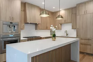 3721 N Kenmore Ave, Chicago, IL 60613 - Photo 7