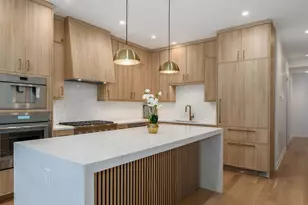 3721 N Kenmore Ave, Chicago, IL 60613 - Photo 9