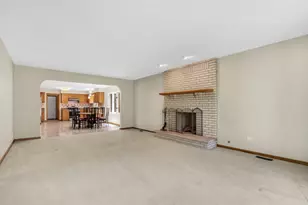 8444 Morton Ave, Morton Grove, IL 60053 - Photo 7