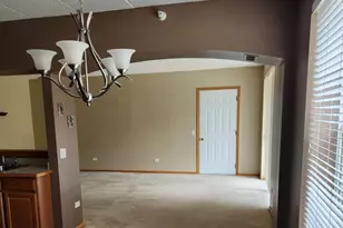16611 Liberty Cir, Orland Park, IL 60467 - Photo 5