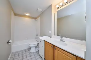 [Address not provided], Wheaton, IL 60187 - Photo 15