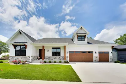 495 Cora Lane, Saint Charles, IL 60174 - Photo 1
