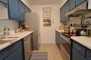 1482 Stonebridge Cir, Wheaton, IL 60189 - Photo 3