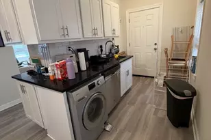 8375 W Cornelia Ave, Chicago, IL 60657 - Photo 5
