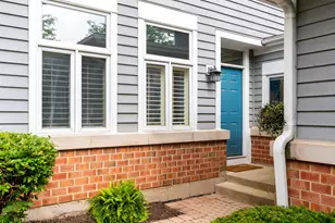 17 Mashie Ct, Woodridge, IL 60517 - Photo 3