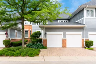 17 Mashie Ct, Woodridge, IL 60517 - Photo 1