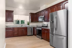 17 Mashie Ct, Woodridge, IL 60517 - Photo 7