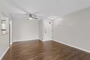 7510 Farmingdale Dr, Darien, IL 60561 - Photo 5