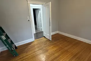 3008 W Cullom Ave, Chicago, IL 60618 - Photo 15