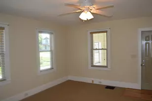 430 N Arch St, Tiskilwa, IL 61368 - Photo 9