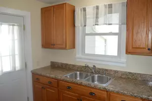 430 N Arch St, Tiskilwa, IL 61368 - Photo 7