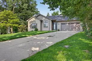 3708 Regal Ridge Cir, Rockford, IL 61114 - Photo 3