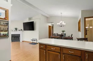 207 Tamarack Hollow St, Poplar Grove, IL 61065 - Photo 9