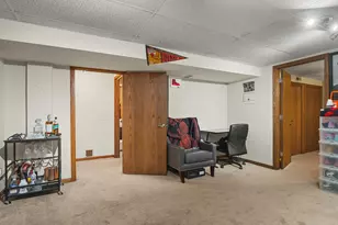 207 Tamarack Hollow St, Poplar Grove, IL 61065 - Photo 21