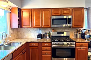 550 S Walnut St, Mundelein, IL 60060 - Photo 7