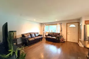 550 S Walnut St, Mundelein, IL 60060 - Photo 5