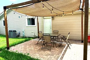 550 S Walnut St, Mundelein, IL 60060 - Photo 21