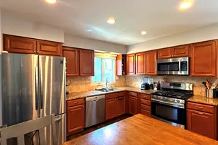 550 S Walnut St, Mundelein, IL 60060 - Photo 3