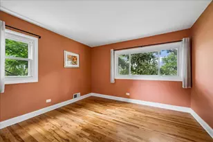 705 Northview Ln, Hoffman Estates, IL 60169 - Photo 17