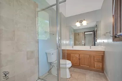 628 Camelot Drive, Burr Ridge, IL 60527 - Photo 13