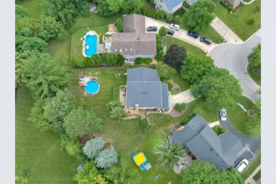 628 Camelot Drive, Burr Ridge, IL 60527 - Photo 3