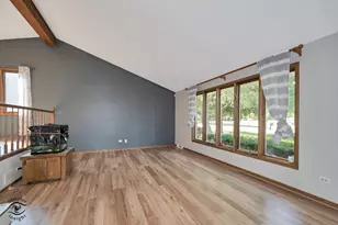 628 Camelot Dr, Burr Ridge, IL 60527 - Photo 5