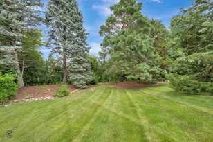 628 Camelot Dr, Burr Ridge, IL 60527 - Photo 31