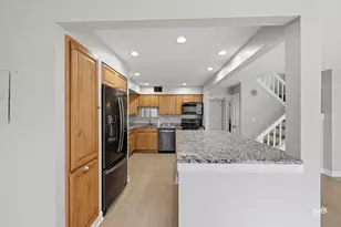 433 Dogwood Terrace, Buffalo Grove, IL 60089 - Photo 5