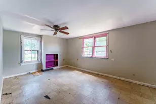 1938 Grove St, Blue Island, IL 60406 - Photo 9