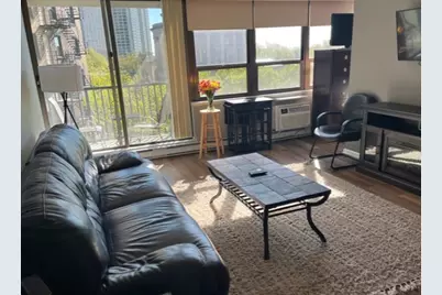 2740 N Pine Grove Avenue #6C, Chicago, IL 60614 - Photo 9