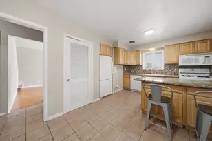8404 45th St, Lyons, IL 60534 - Photo 11