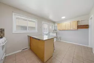 8404 45th St, Lyons, IL 60534 - Photo 13