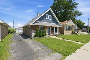 8404 45th St, Lyons, IL 60534 - Photo 3