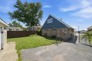 8404 45th St, Lyons, IL 60534 - Photo 25