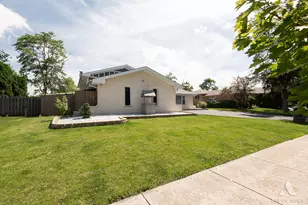 11925 Old Spanish Trail, Orland Park, IL 60467 - Photo 3