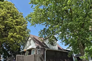 1539 S Bidwell Ave S, Freeport, IL 61032 - Photo 1