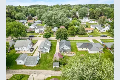 1247 W Logan Street, Freeport, IL 61032 - Photo 31