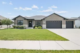 2254 Trappers Ln, Bourbonnais, IL 60914 - Photo 1