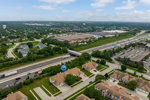 7050 Newport Dr, Woodridge, IL 60517 - Photo 33