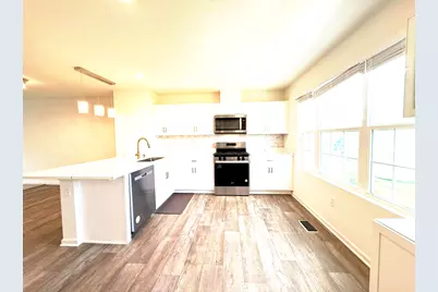 1442 Yosemite Way, Pingree Grove, IL 60140 - Photo 3