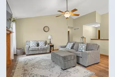 12294 Meadow Drive, Winnebago, IL 61088 - Photo 19