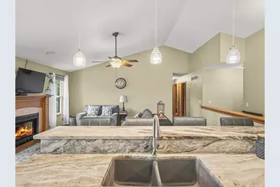 12294 Meadow Drive, Winnebago, IL 61088 - Photo 11
