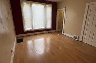 6925 S May St, Chicago, IL 60621 - Photo 9