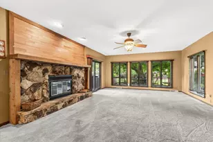 11S514 Webster Ln, Naperville, IL 60564 - Photo 11