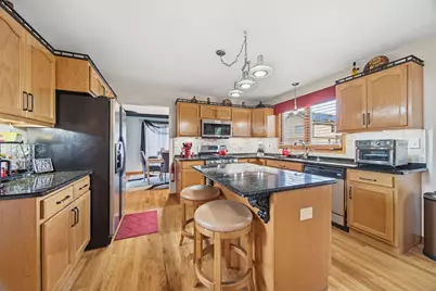 1249 W Parliament Street, Crete, IL 60417 - Photo 19