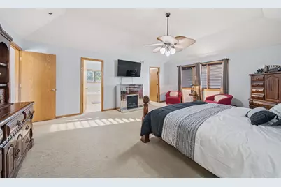 1249 W Parliament Street, Crete, IL 60417 - Photo 11