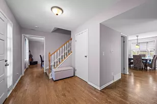 23880 N Overhill Dr, Lake Zurich, IL 60047 - Photo 7
